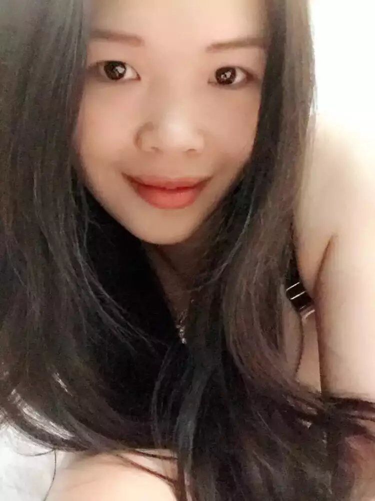 广州女孩求大叔抱走，各取所需 第1张