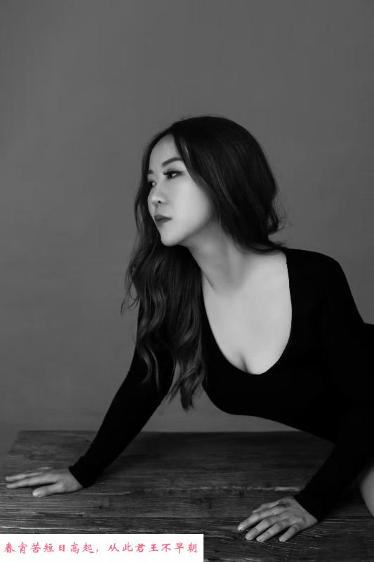 钟楼小佳 第1张