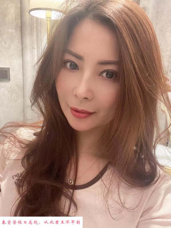 海珠风骚韵味的美少妇 第3张