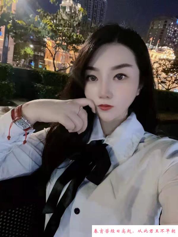 秦淮区美女 第2张