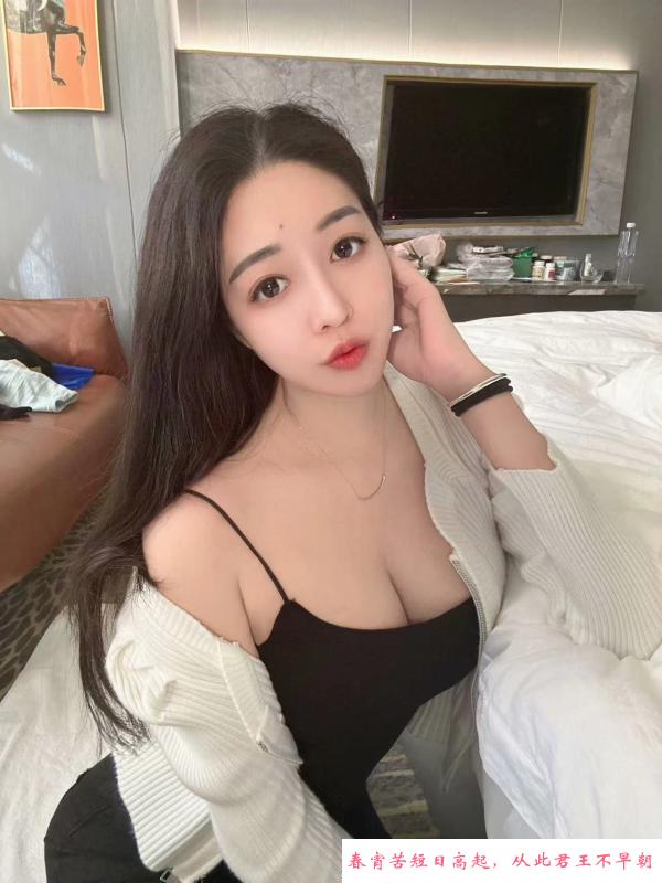 天心长腿新人梓琪 第2张