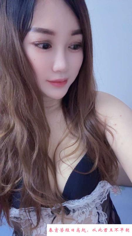 后入深喉骚妇 第2张