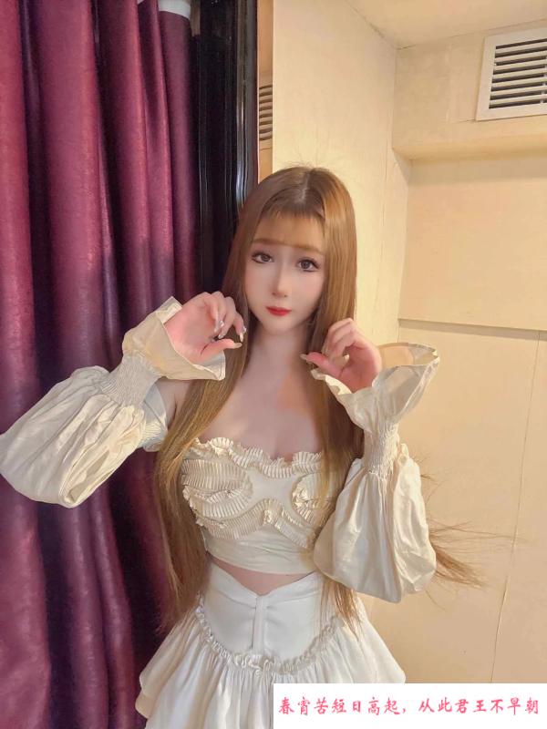 酥胸美腿甜妹纸 第1张