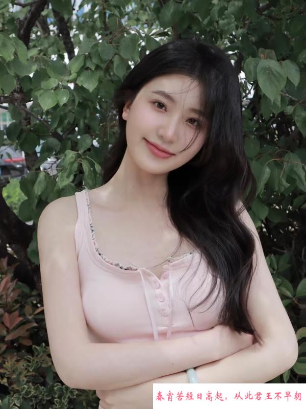 妩媚大胸御姐 第3张