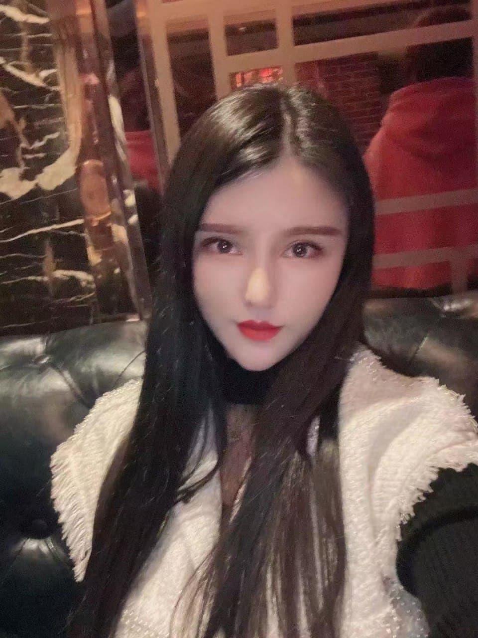 成都金融城网红美女,必打卡! 第3张