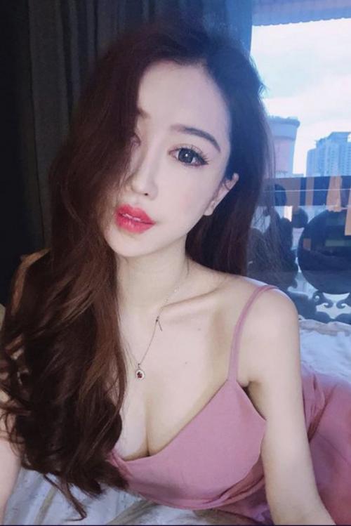 炮打上海风骚少妇，胸大屁股翘流水逼 第2张