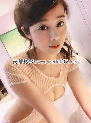 一个很骚的性感轻熟女 第1张