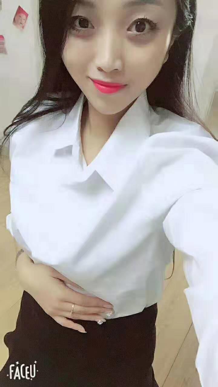 性价比很高的兼职小妹妹，刚下海 第1张