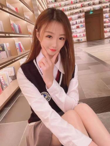 郑州人东区167b杯小清新温柔甜美可爱类型嫩模大长腿 第1张