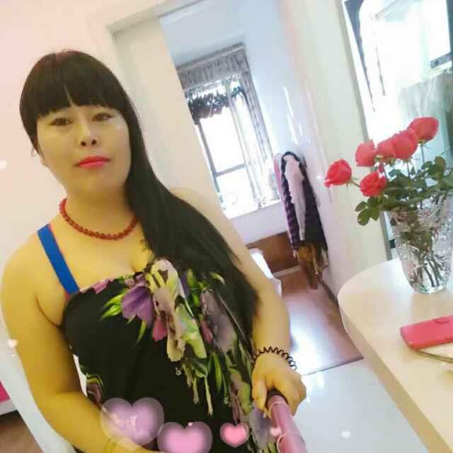 喜欢熟女的来，放得开，服务相当巴适 第1张