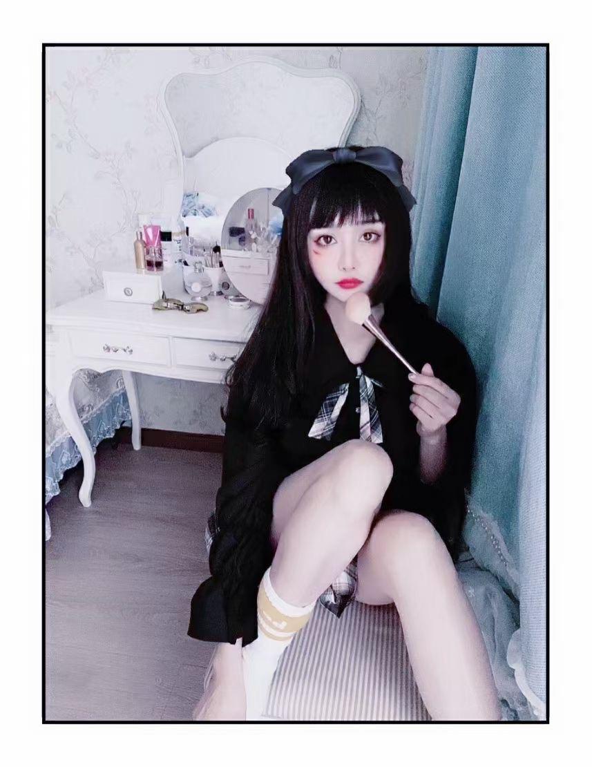 岗顶汉服小萝莉 第2张