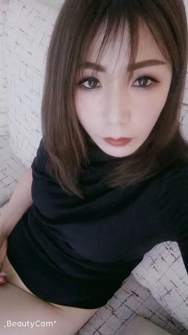 京华苑三通美熟女 第1张