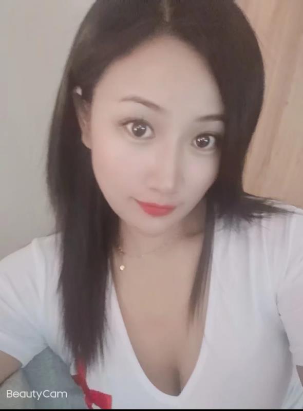 更新大奶美人联系方式 第2张