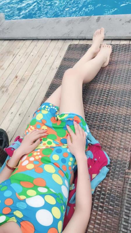 体验红牌少妇 第1张
