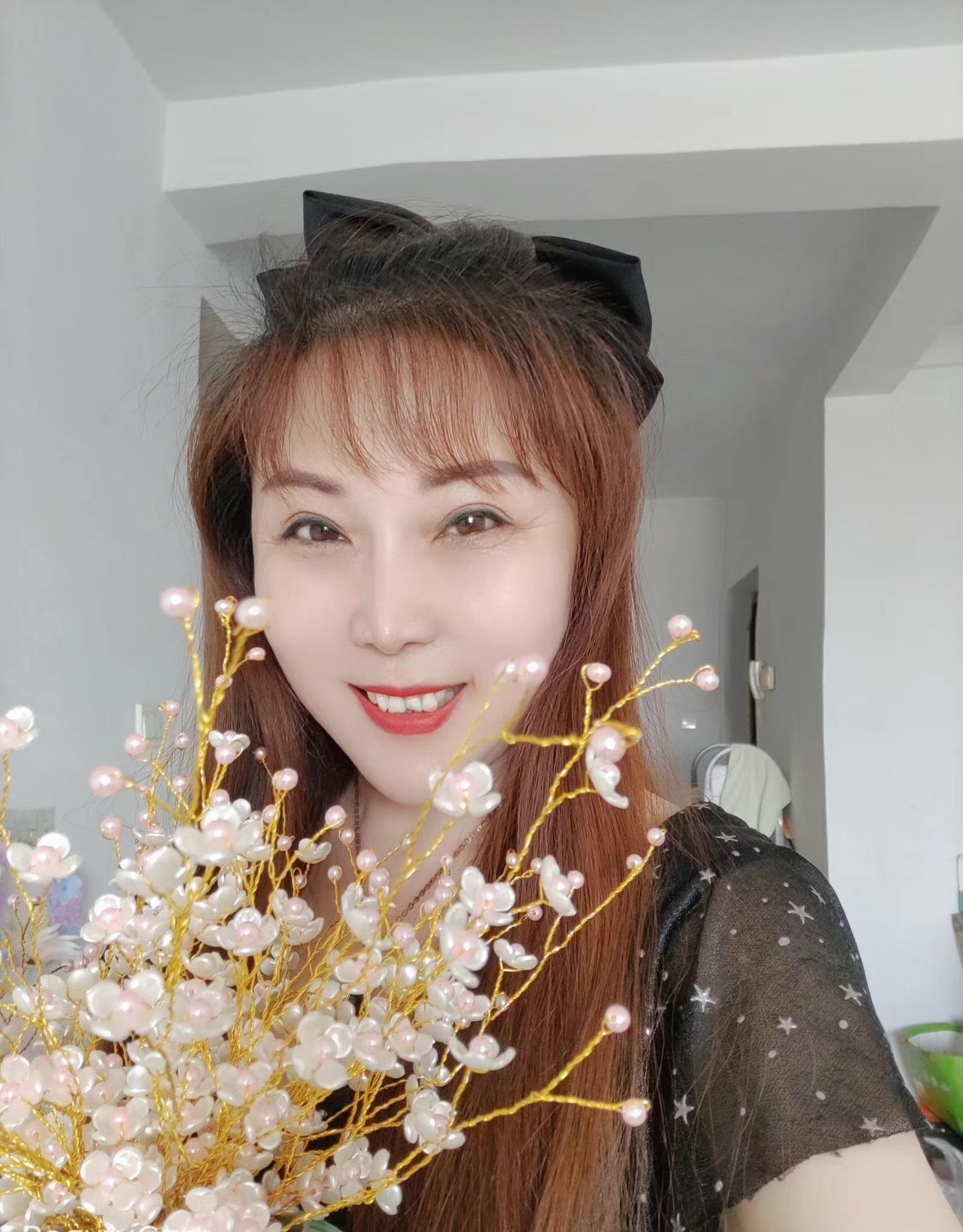 松鹤湖湖花园小区可爱少妇 第1张