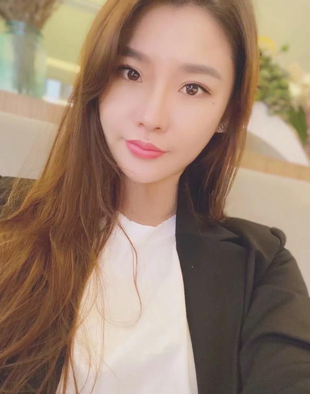 体验温柔的大胸曼妮 第2张