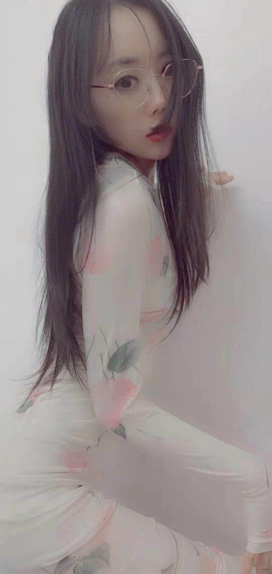 朝阳区芍药居桥附近体验眼镜女小晴天，各种姿势都可以 第1张