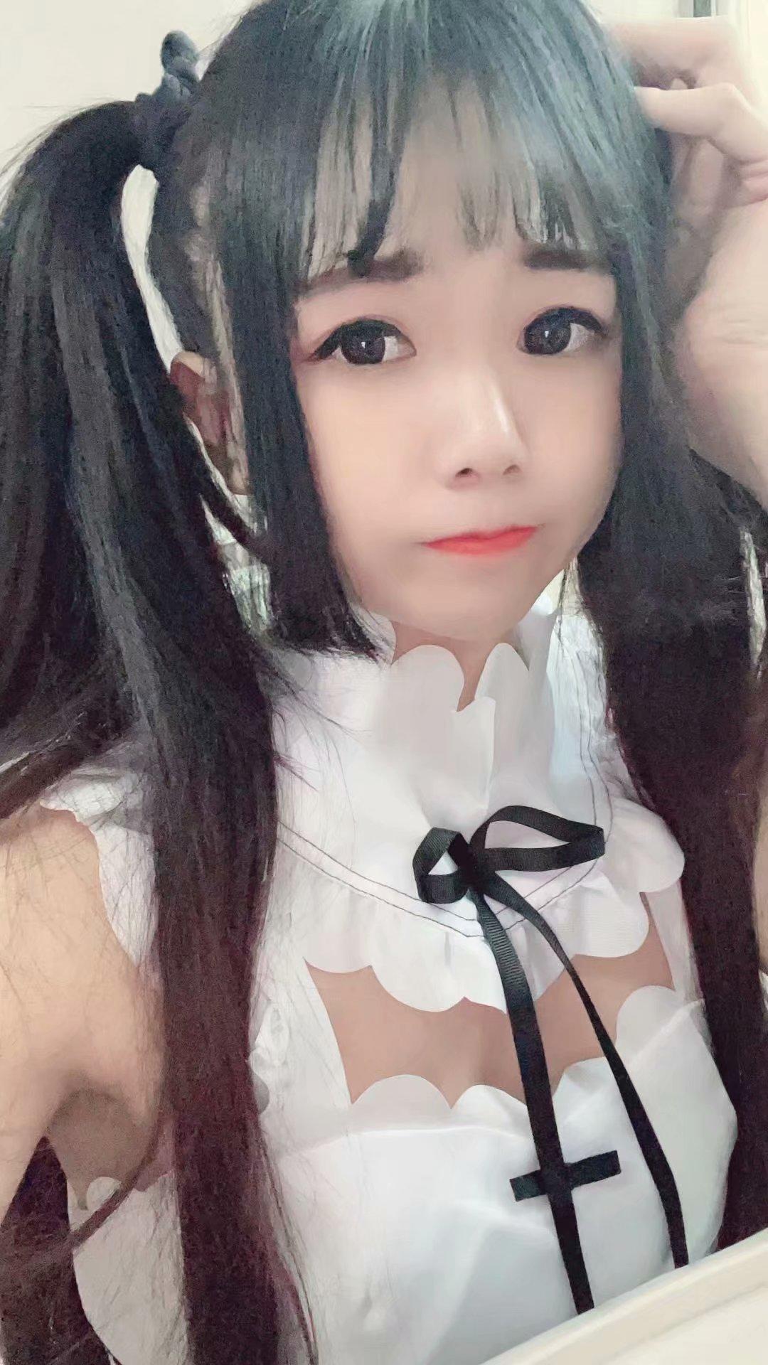 双马尾兔兔，梦幻般的JK体验 第1张