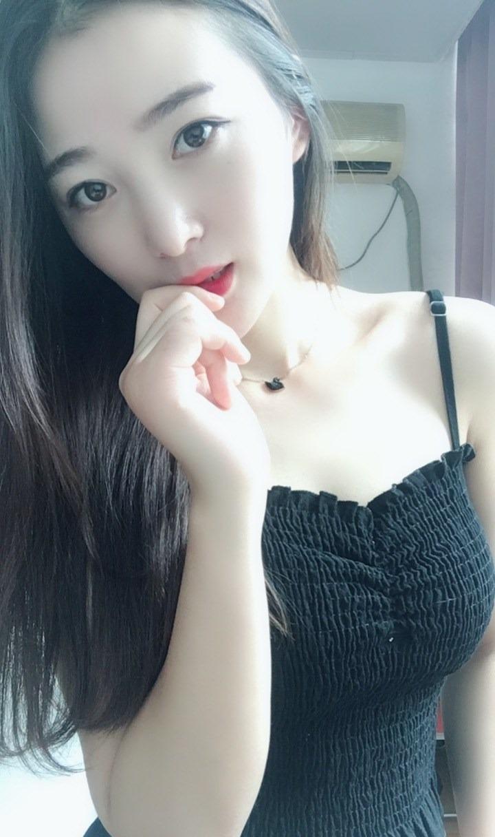 太原大胸妹妹服务超好 第2张