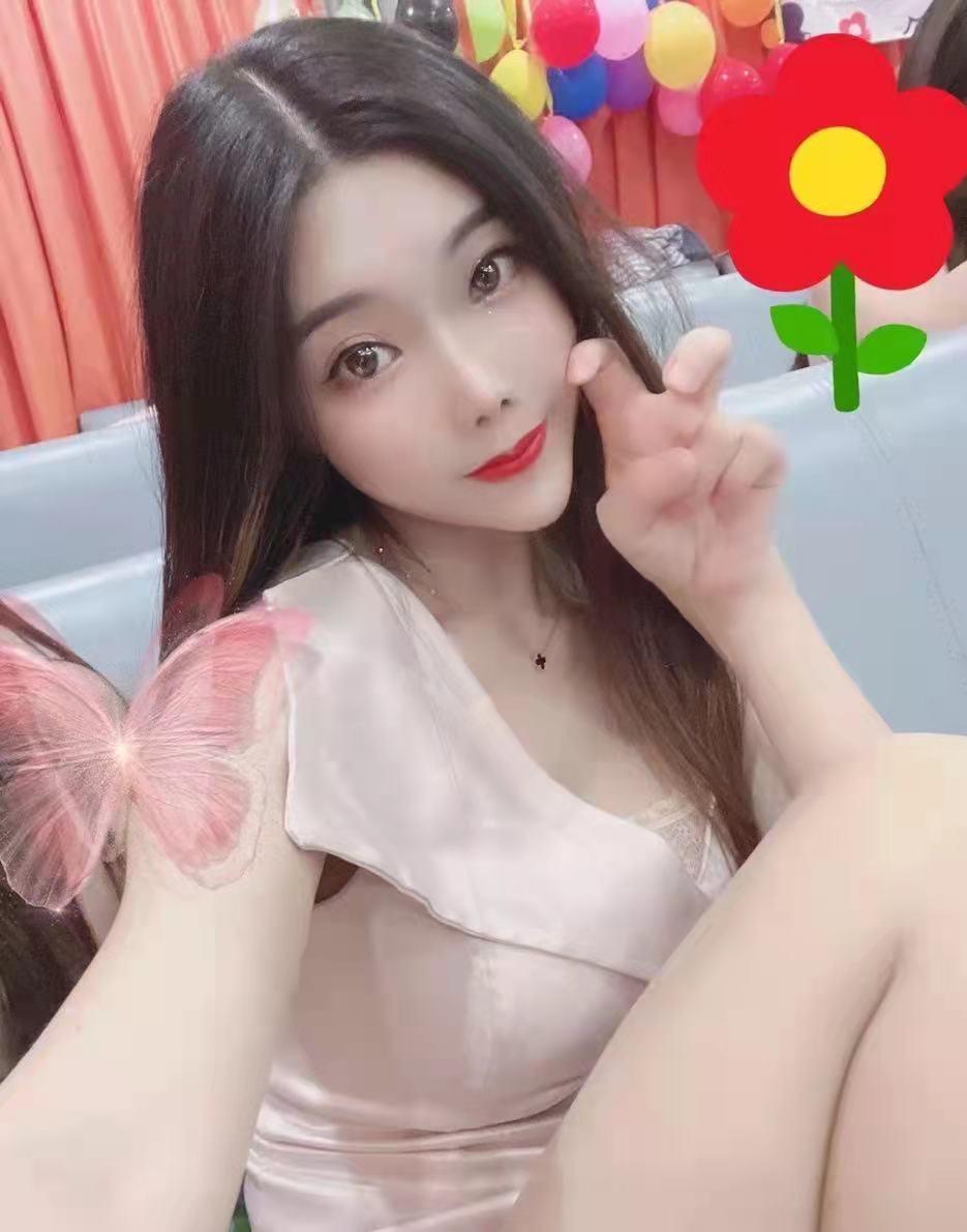 清纯可爱红虹，气质很斯文很淑女 第4张
