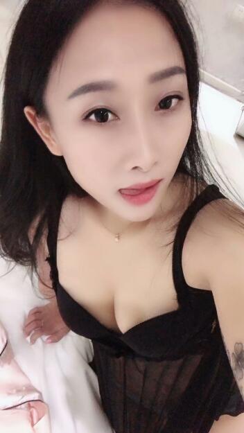 大长腿妹子性感迷人，温柔的小姐姐 第1张