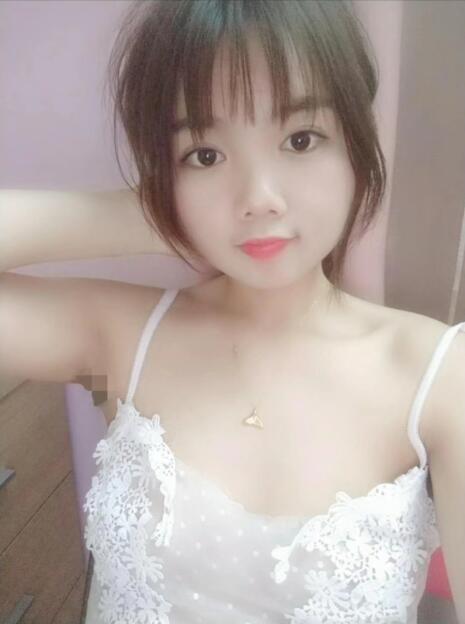 静安00后小苹果 第1张